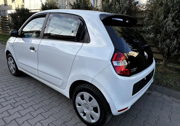 Renault Twingo cena 19950 przebieg: 112000, rok produkcji 2016 z Szczecin małe 781